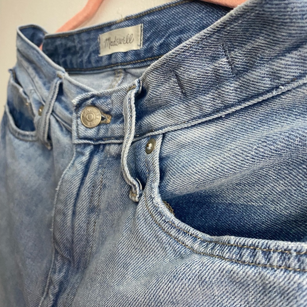 PREOWNED MADEWELL THEMOMJEAN SZ 29 RIPPED